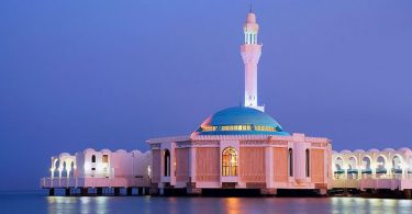 مسجد الرحمة العائم جدة